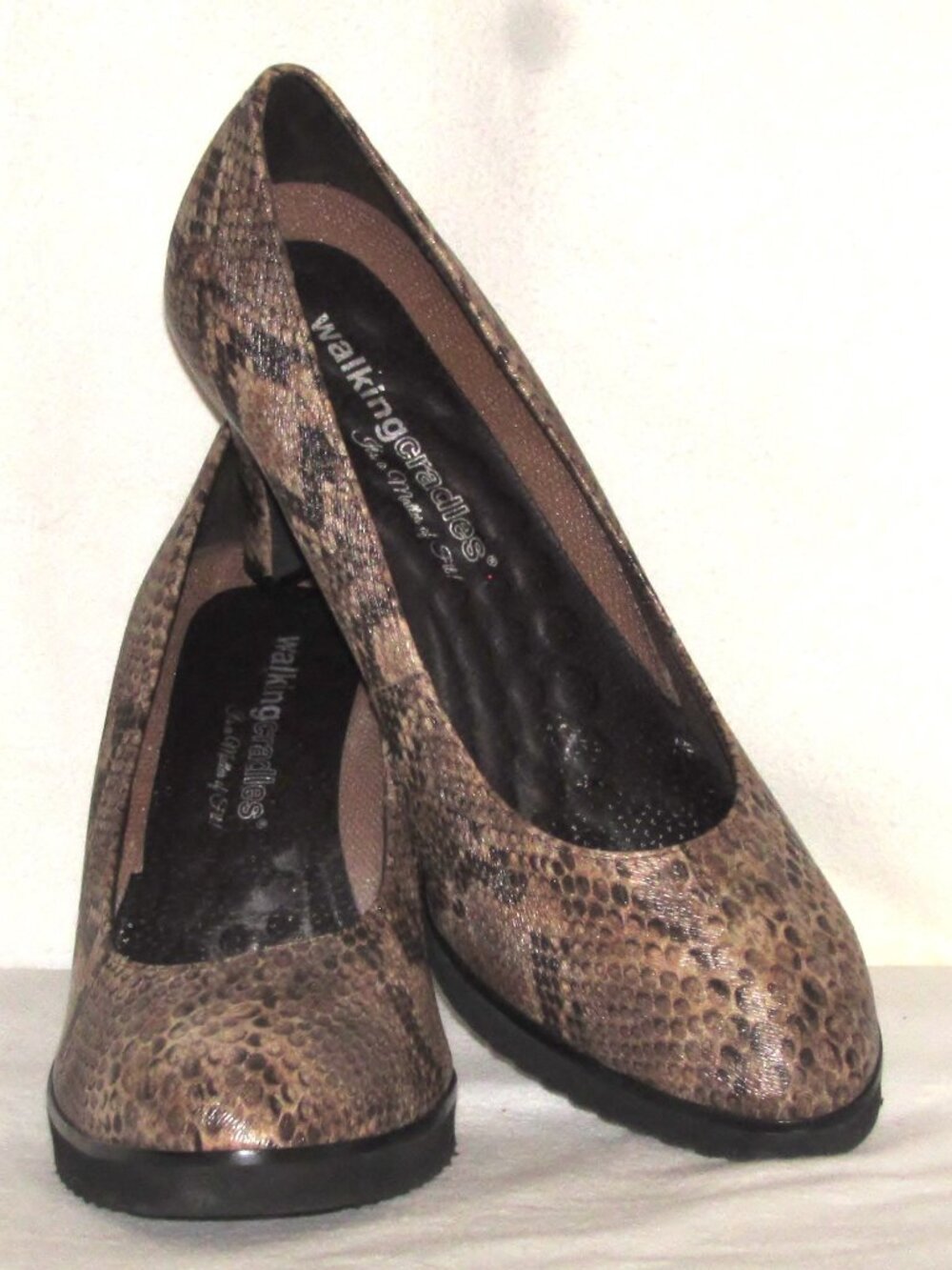 NEW Ladies WALKING CRADLES Snakeskin Patterned Heels Shoes 9 M Orig $159!